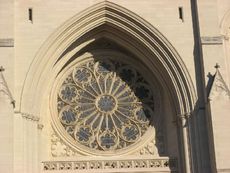 132 National Cathedral Fensterrosette.JPG